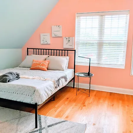 Spacious Room By Medical District & Uic